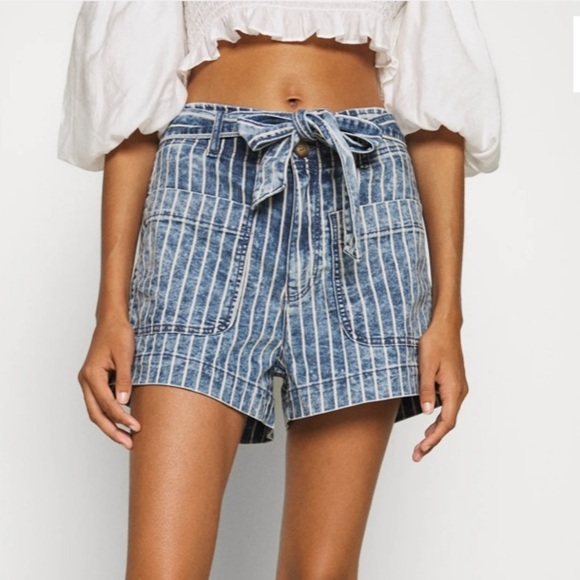 AEO paper bag waist striped denim shorts 00 - Picture 13 of 14
